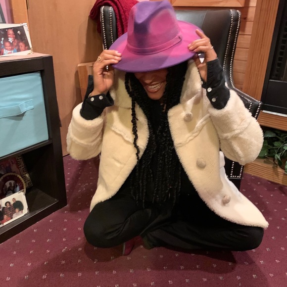 🛑✋🏾NWT Coach shearling coat - Picture 3 of 10